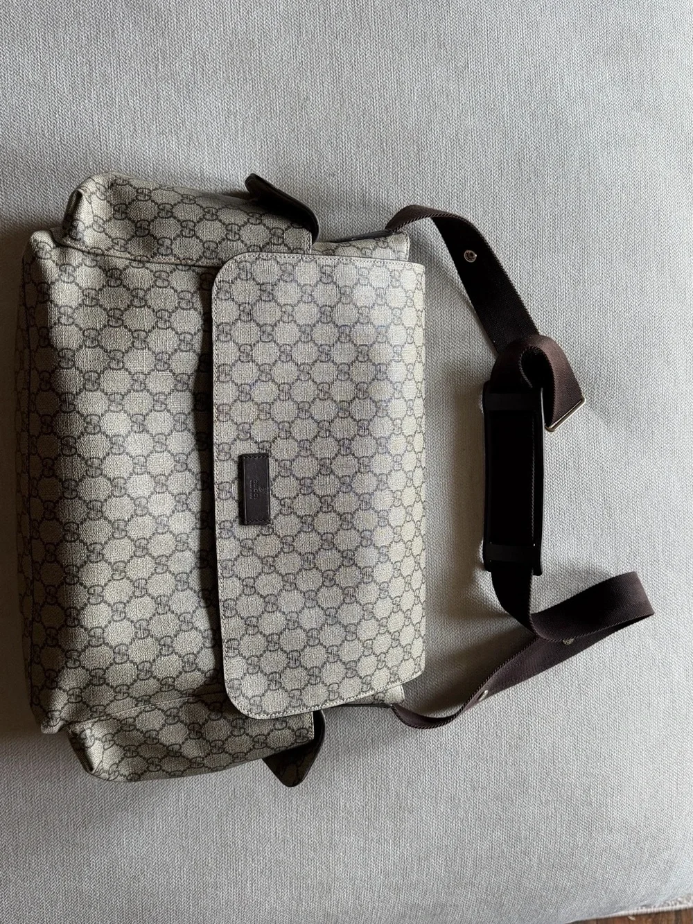 Gucci monogram gg